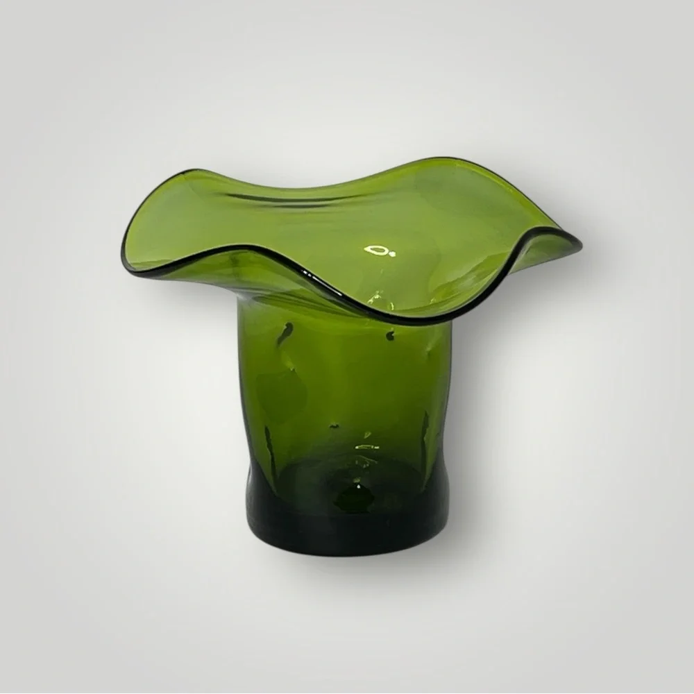 Vintage MCM Green Blown Glass Ruffled Dimpled Candle Holder Vase 4.5